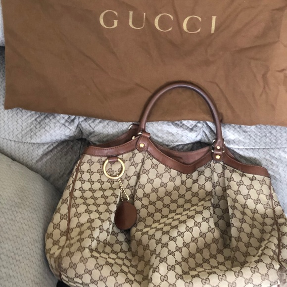 Woman’s bag - Picture 2 of 3